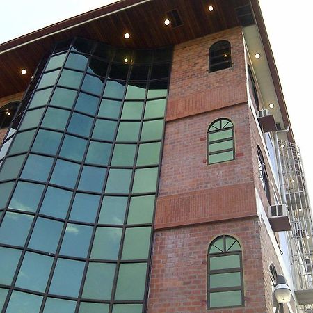 פרמריבו Hotel Paramuru מראה חיצוני תמונה