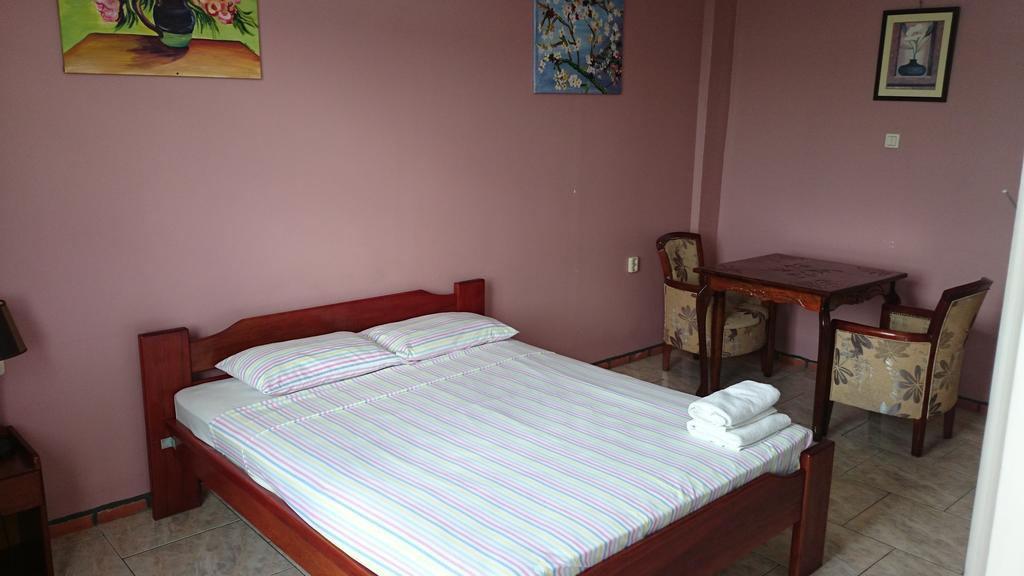 פרמריבו Hotel Paramuru חדר תמונה