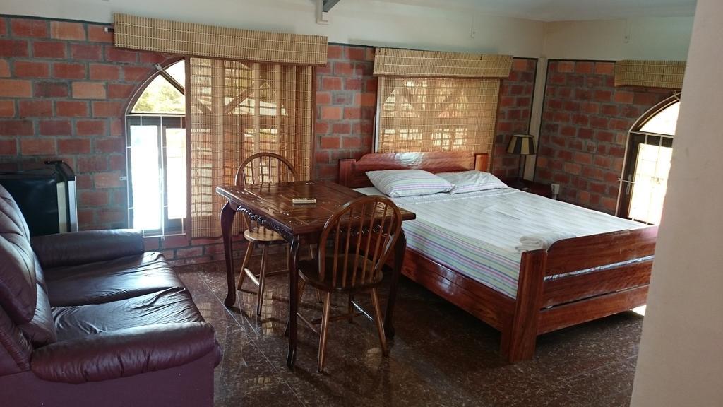 פרמריבו Hotel Paramuru מראה חיצוני תמונה